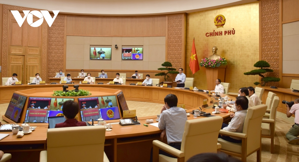 355 positive cases confirmed in 16 localities, HCM City tops 200 at midday